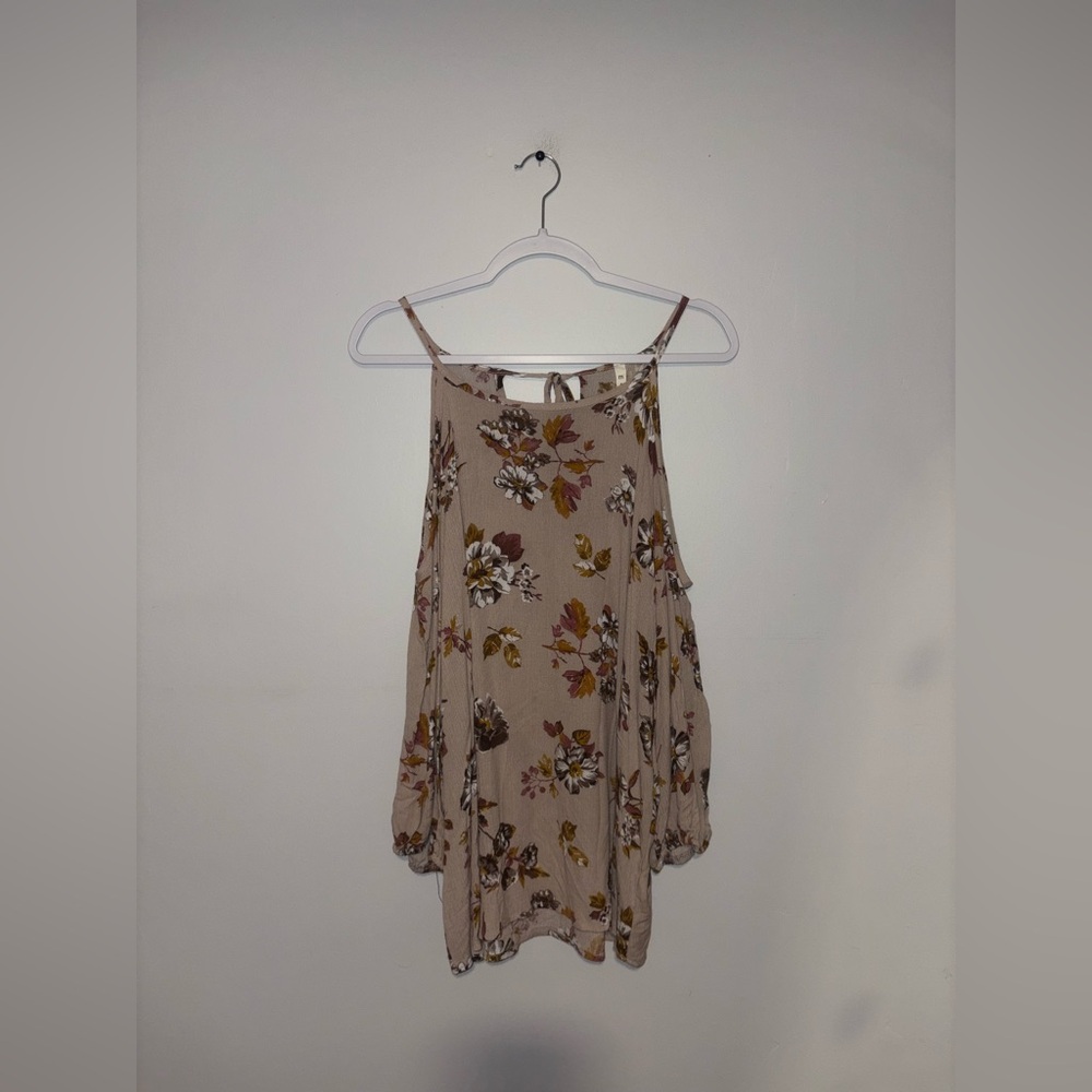 MTS | Beige Floral Peep Shoulder Blouse